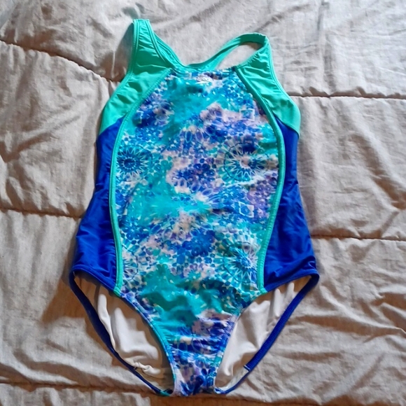 Girls Speedo One piece Swimsuit - Picture 1 of 6